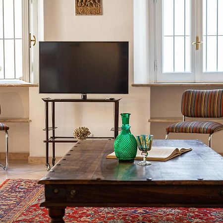 Amazing Historical Apartment - Jewish Ghetto Rome Buitenkant foto
